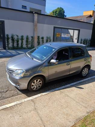 TOYOTA ETIOS 1.3 XS 16V FLEX 4P MANUAL